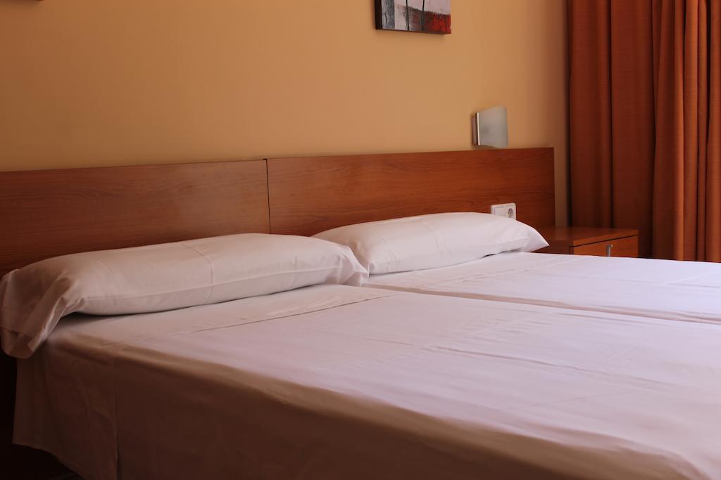 Hostal Cal Siles El Prat de Llobregat Oda fotoğraf