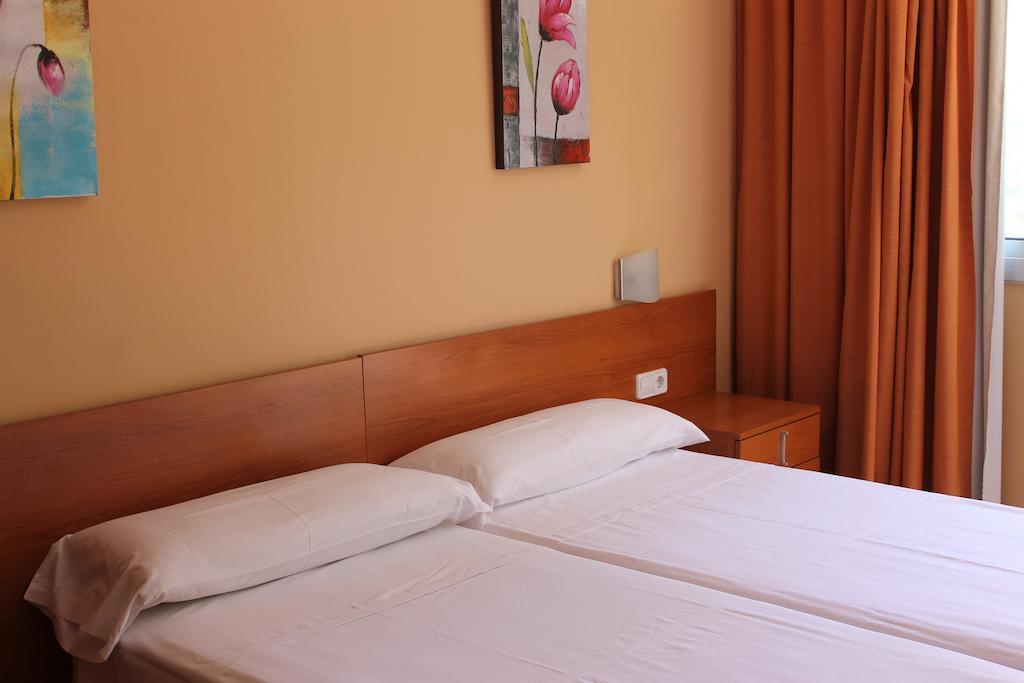 Hostal Cal Siles El Prat de Llobregat Oda fotoğraf