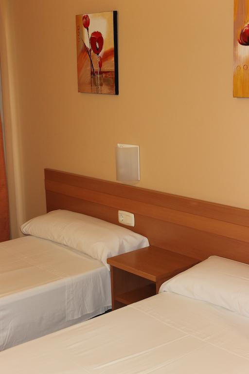 Hostal Cal Siles El Prat de Llobregat Oda fotoğraf